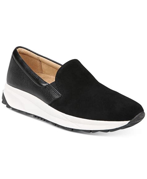 women's slip on fashion sneakers.